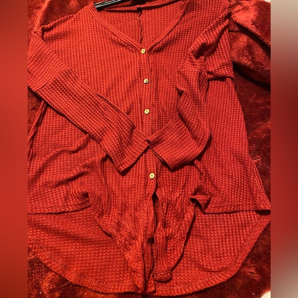 Long sleeve front tie top - Picture 3 of 7